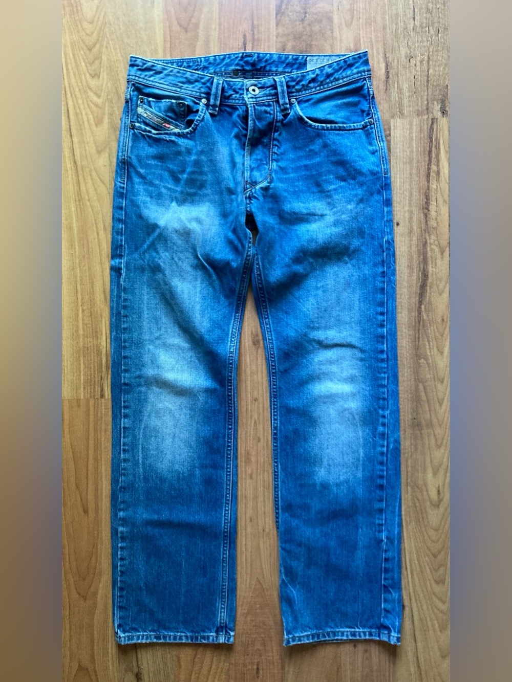 Diesel Larkee Jeans Mens 30x30 Reg Straight Distress Light Wash Button Fly 0885V